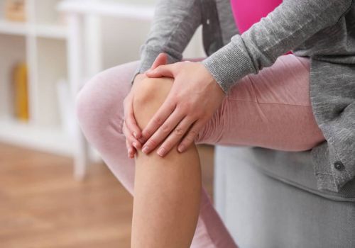 Đau nhức xương khớp: Dấu hiệu sớm của viêm khớp?