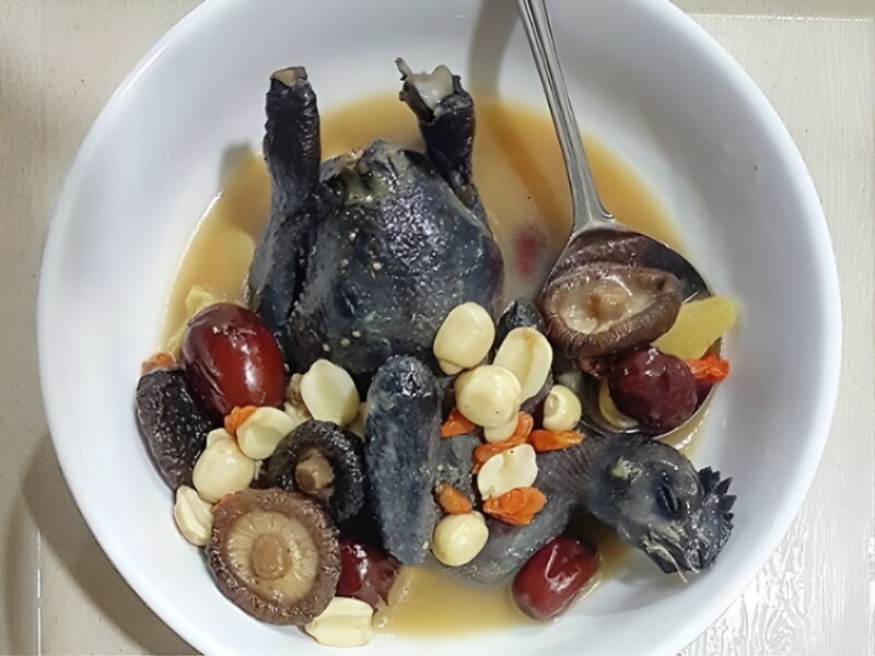 gà hấp táo